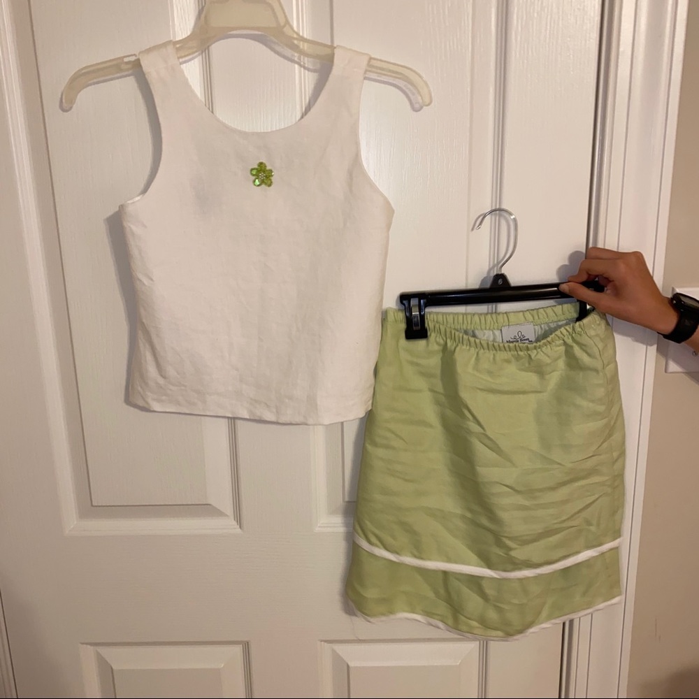 Maggie Breen too set